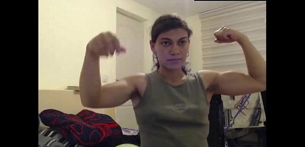  biceps flex on cam